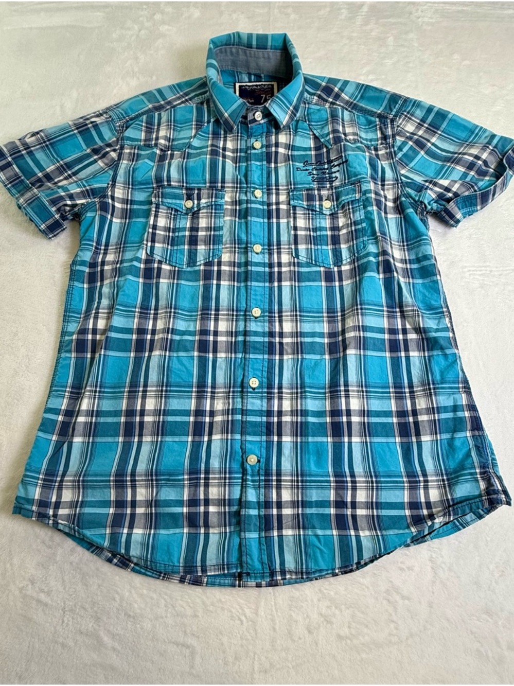 Jack & Jones Teal Plaid Short-Sleeve Button-Down Shirt #western #cowboy